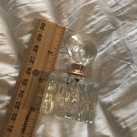 Vintage Glass Perfume Bottle - Picture 2 of 4